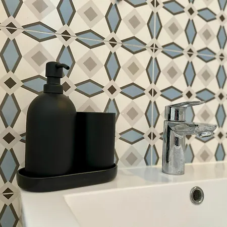 Tango - Check In H24 - Wifi