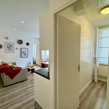 Apartment Tango